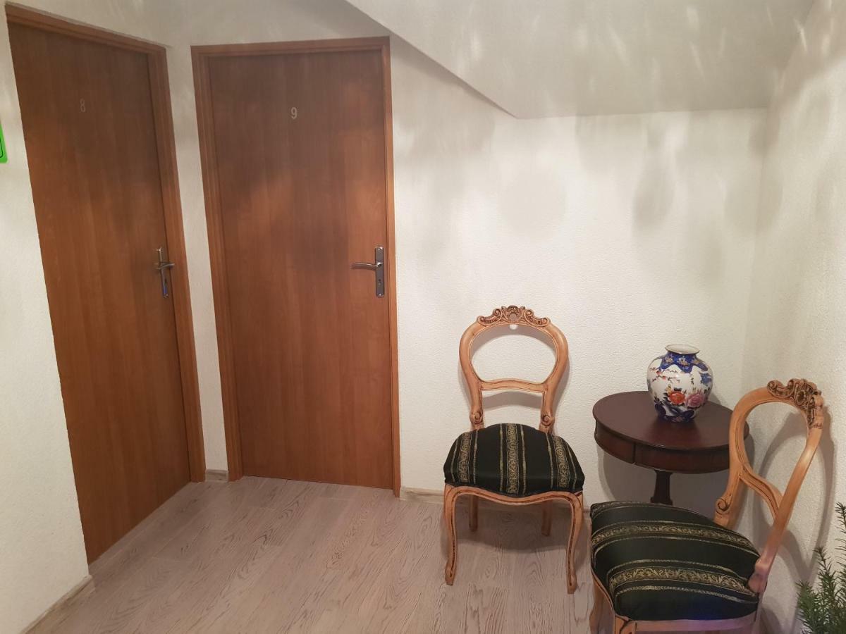 Hotel Gosciniec Sloneczny à Drzonków Extérieur photo